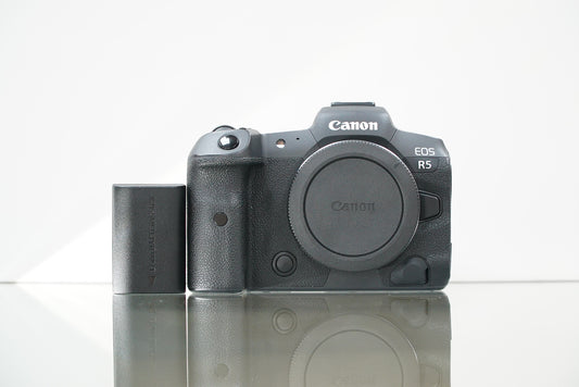 Canon EOS R5 Mirrorless Camera #02211, Used