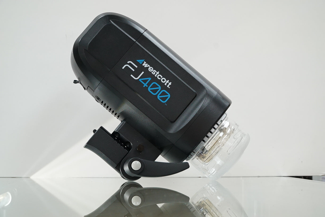 Westcott FJ400 400Ws Touchscreen Strobe with FJ Pro AC/DC Battery #60327, Used