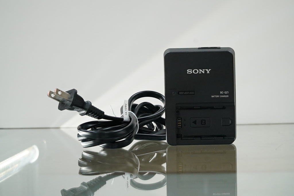 Sony BC-QZ1 Battery Charger #07105, Used