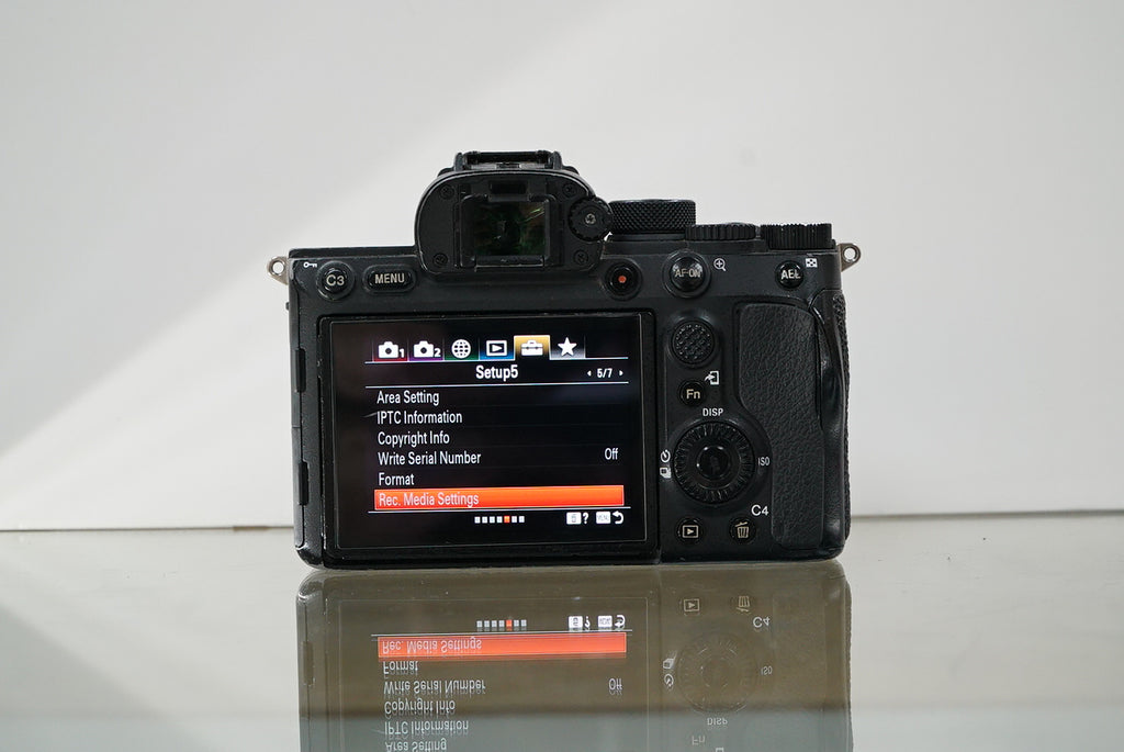 Sony a7R IV Mirrorless Camera (No Serial), Used