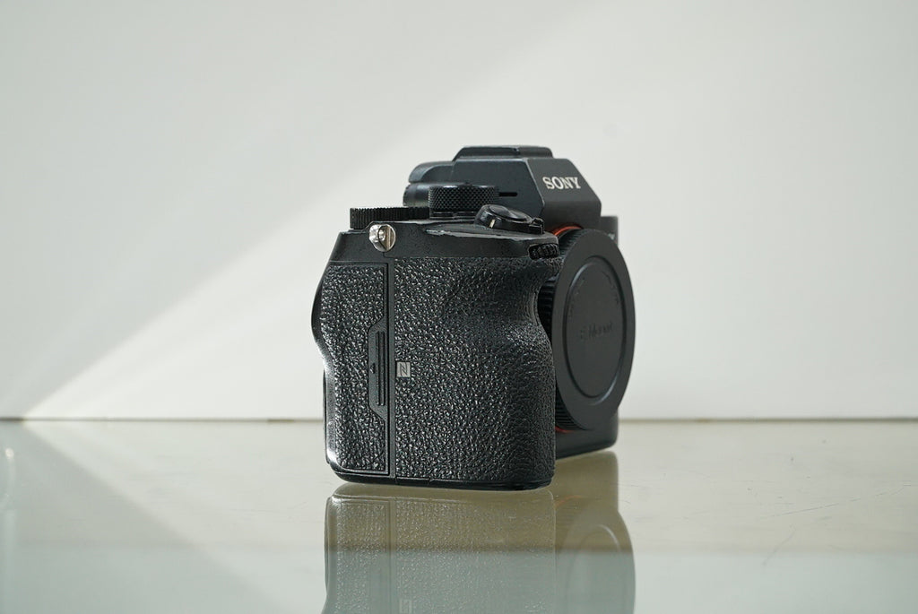 Sony a7R IV Mirrorless Camera (No Serial), Used