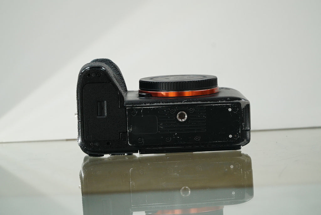 Sony a7R IV Mirrorless Camera (No Serial), Used