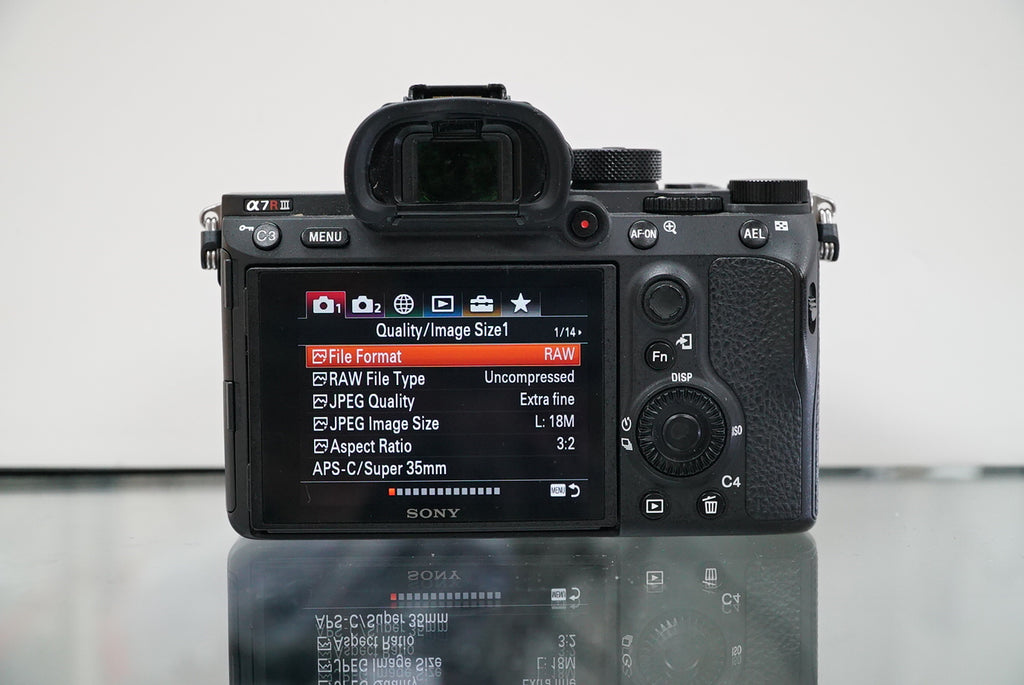 Sony a7R III Mirrorless Camera #3394069, Used