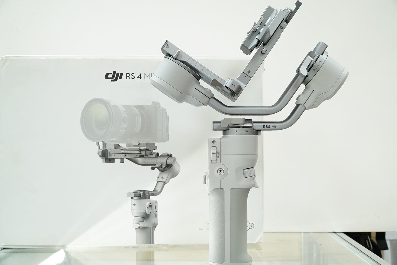 DJI RS 4 Mini Handheld Gimbal Stabilizer #3FFYT, Used