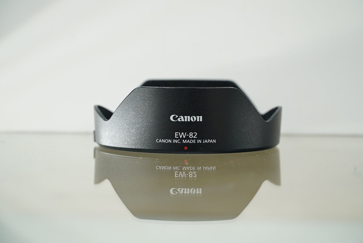 Canon EW-82 Lens Hood, Used