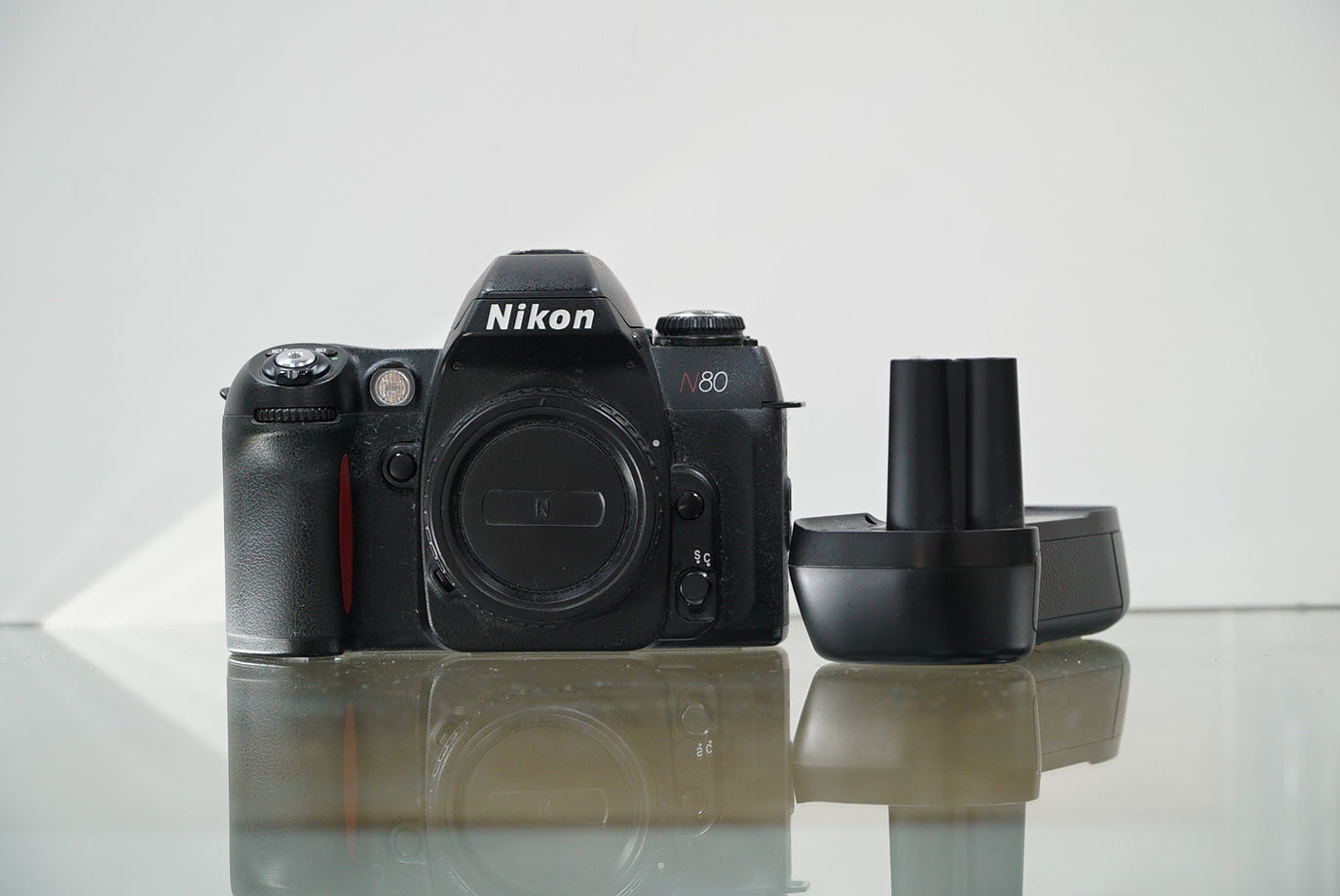 Nikon N80 35mm Film SLR Camera W/Battery Grip #04176, Used