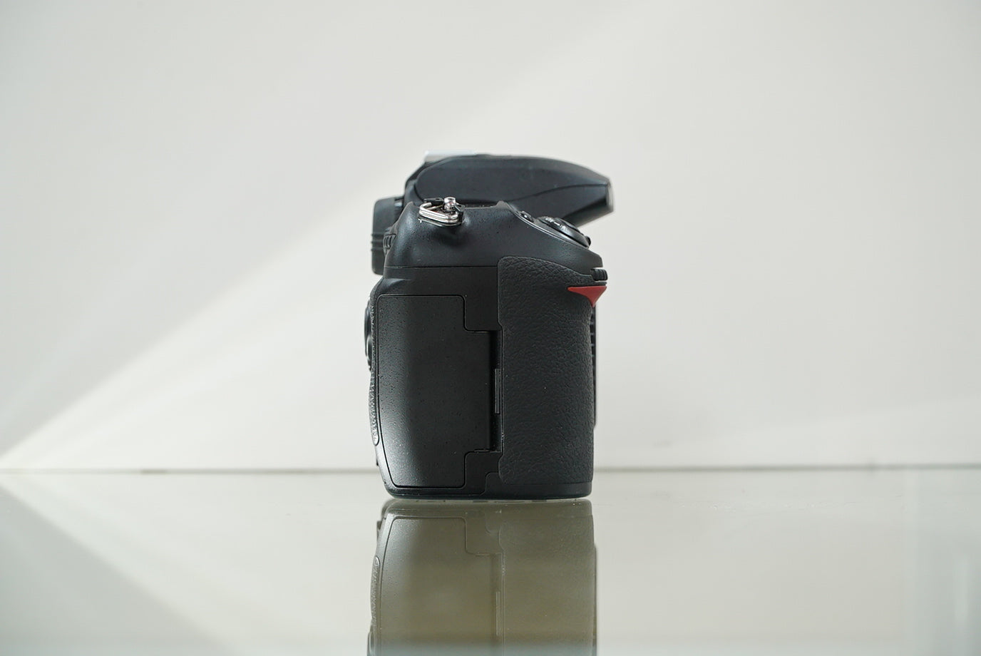 Nikon D200 SLR Digital Camera #01243, Used
