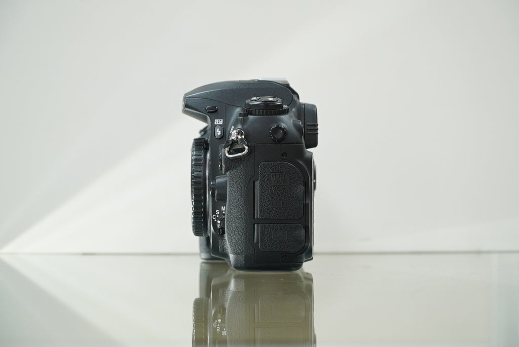 Nikon D200 SLR Digital Camera #01243, Used