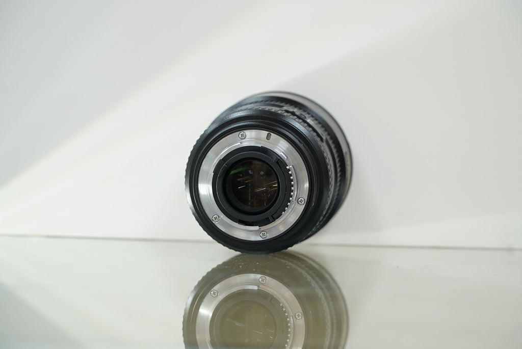 Nikon AF-S DX Nikkor 17-55mm f/2.8G IF-ED #45584, Used