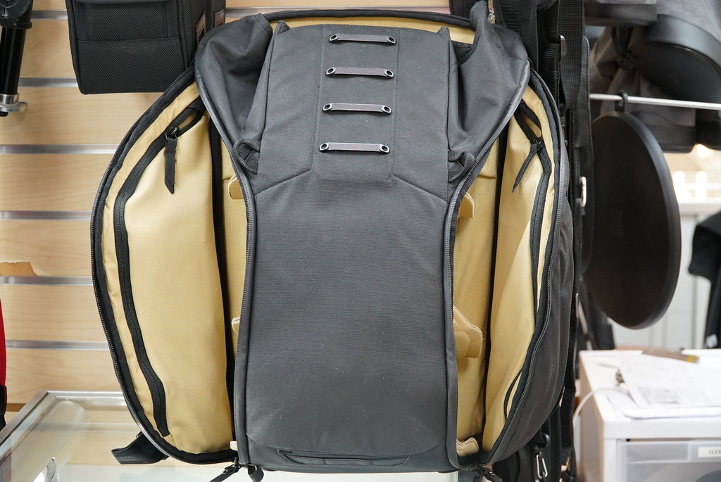 Peak Design Everyday Backpack (Black, 20L), Used