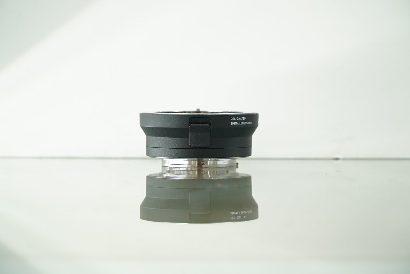 Sigma MC-11 Mount Converter/Lens Adapter (Sigma EF-Mount Lenses to Sony E) #62413, Used