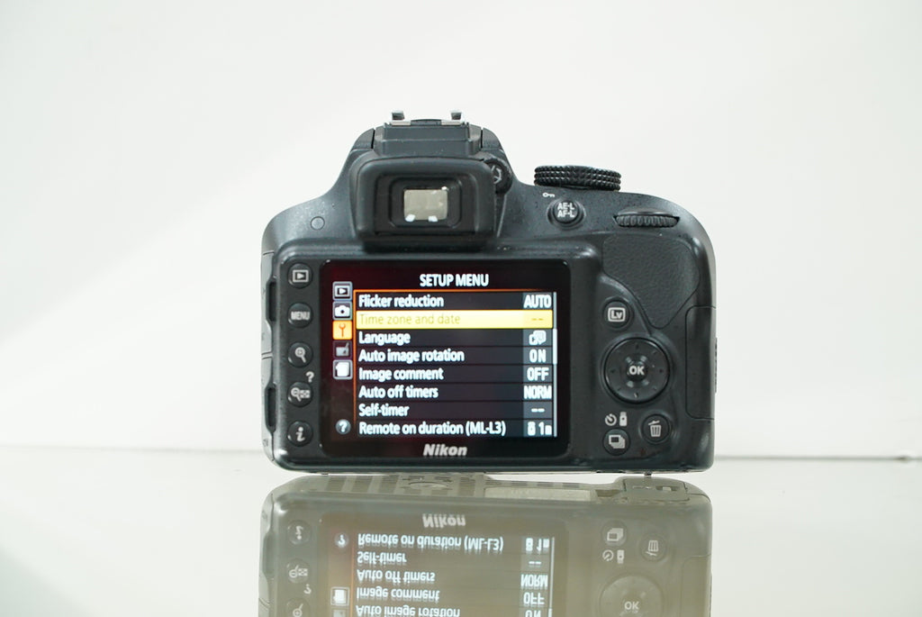 Nikon D3300 DSLR Camera with 18-55mm Lens (Black), 83415, Used