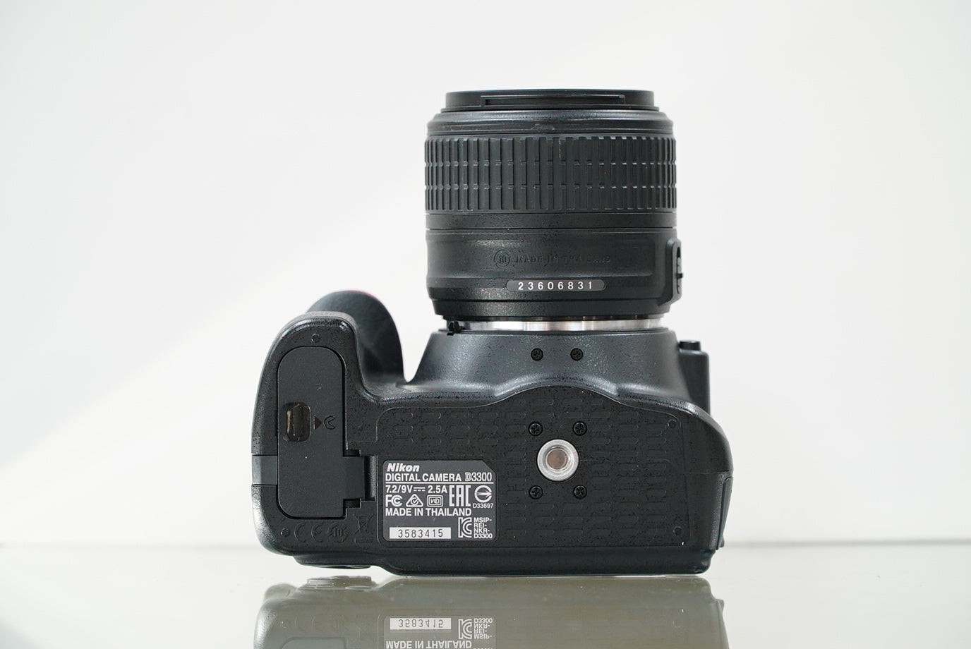 Nikon D3300 DSLR Camera with 18-55mm Lens (Black), 83415, Used