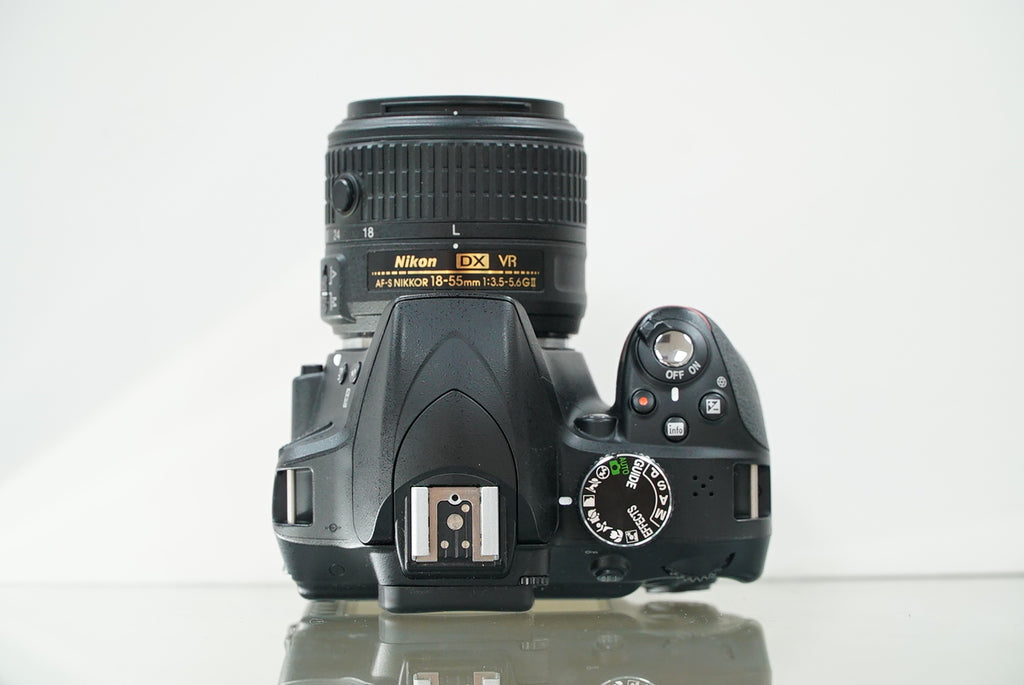 Nikon D3300 DSLR Camera with 18-55mm Lens (Black), 83415, Used