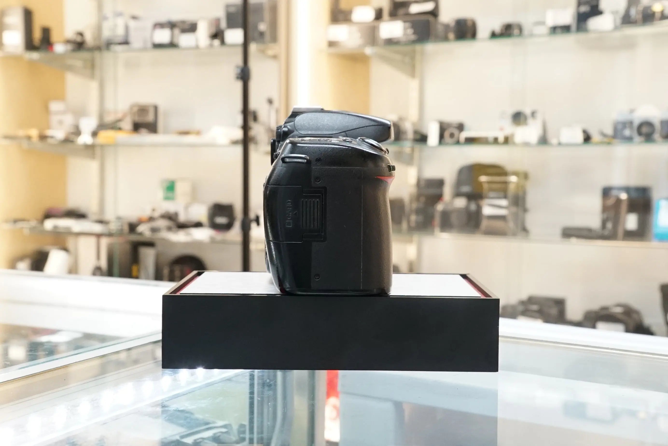 NIKON D80-67976 D80 DSLR Camera, Used (For parts) - AVC photo video store
