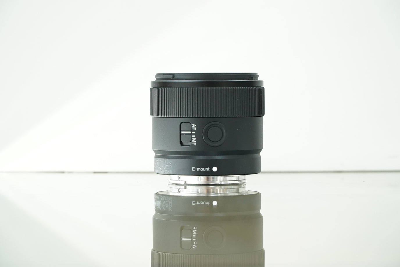 Sony E 11mm f/1.8 Lens #1850744, Used