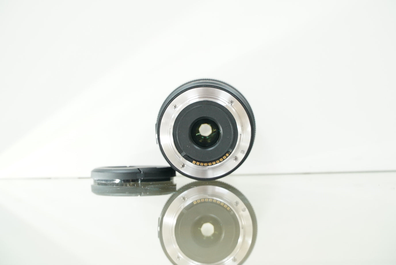 Sony E 11mm f/1.8 Lens #1850744, Used