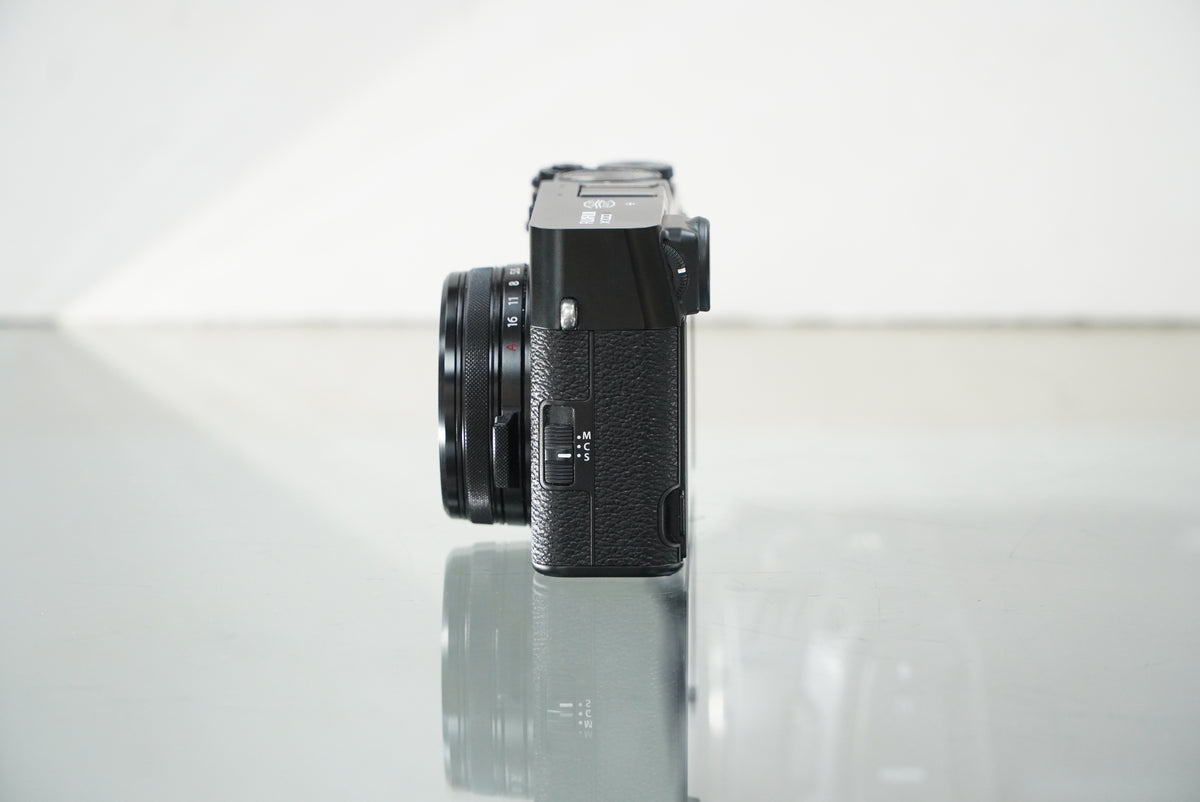 FUJIFILM X100V Digital Camera (Black) #24942, Used