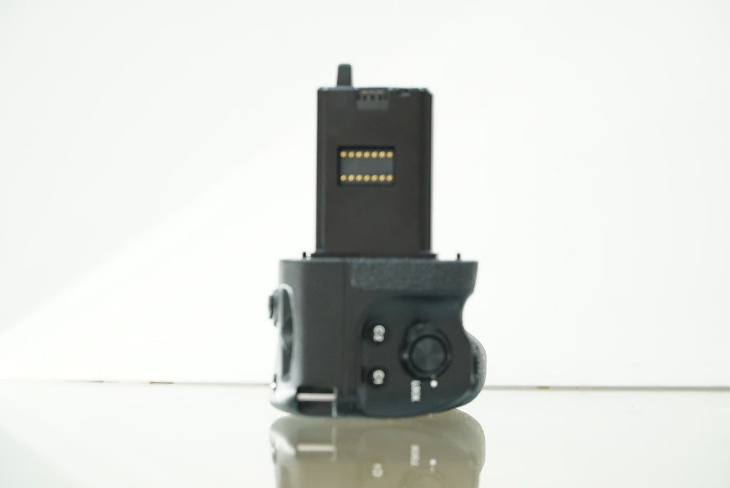 Sony VG-C4EM Vertical Grip #3372074, Used