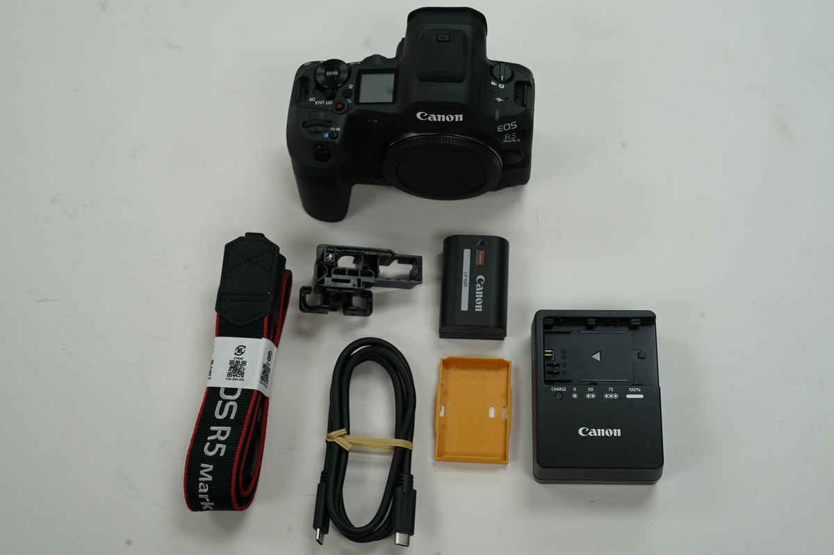 Canon EOS R5 Mark II Mirrorless Camera #00030, Used