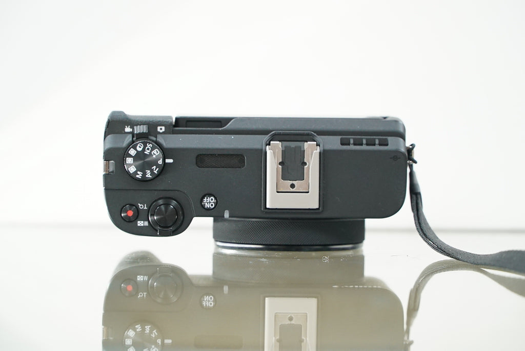 Canon PowerShot V1 Digital Camera #00365, Used