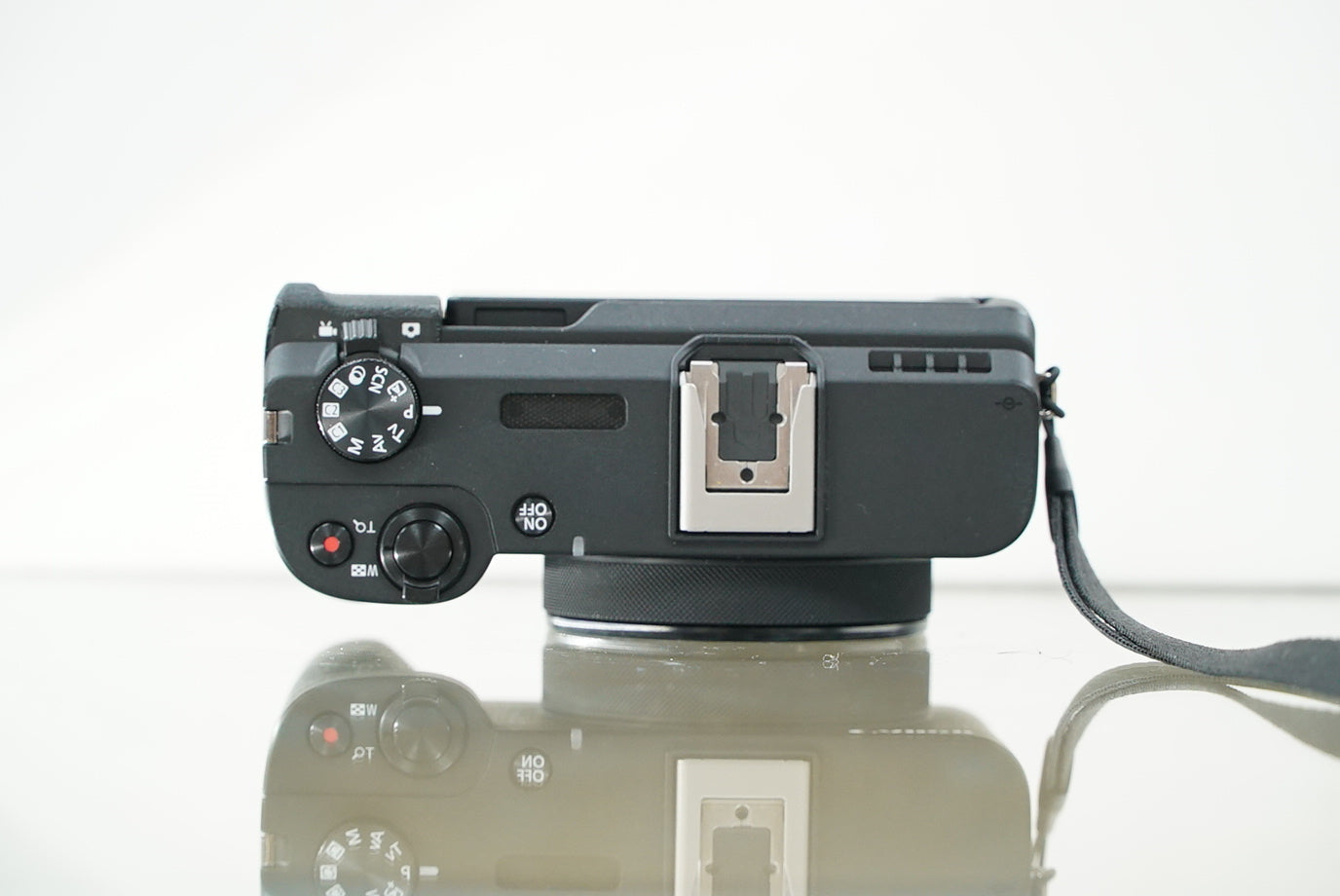 Canon PowerShot V1 Digital Camera #00365, Used