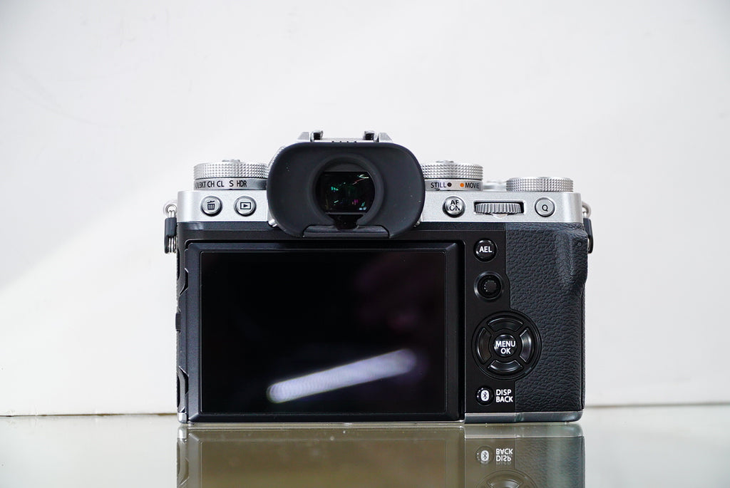 FUJIFILM X-T5 Mirrorless Camera (Silver) #02086, Used