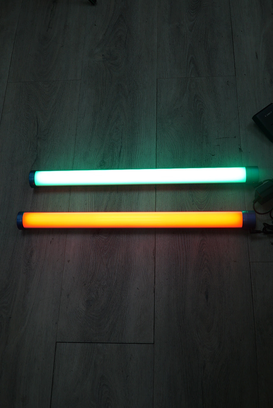 Sutefoto TP25-RGB LED Tube Light Set of 2 (24.3"), Used