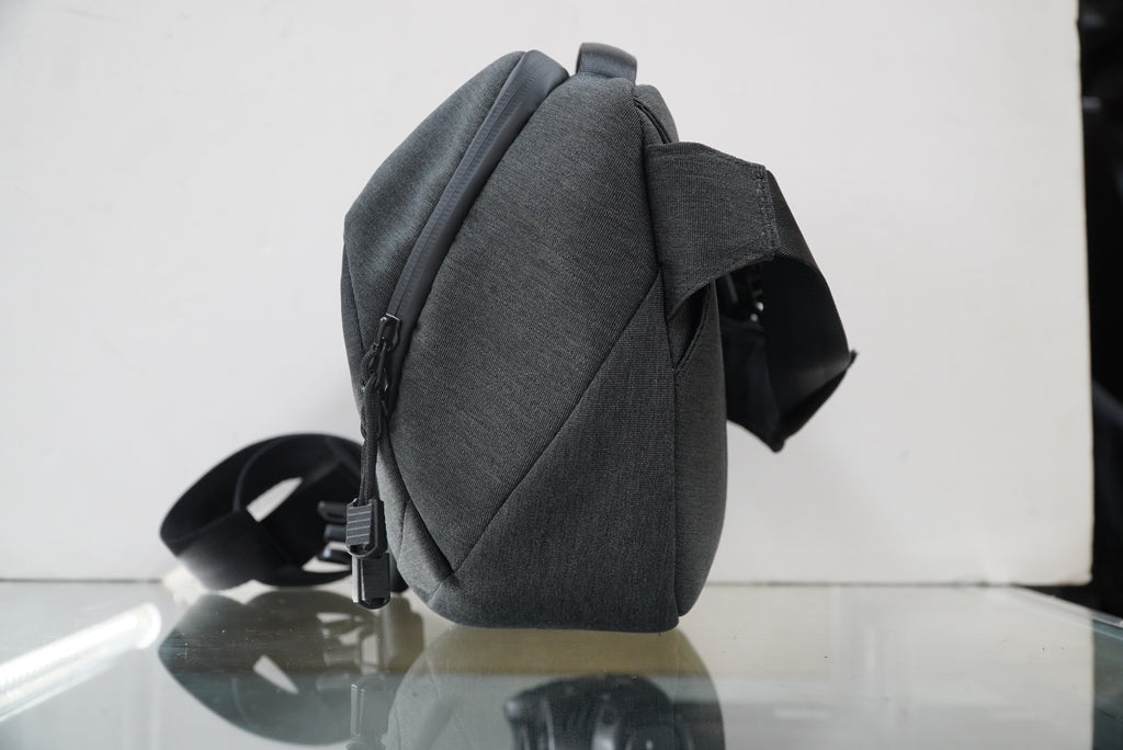 Amazon Basics Camera Sling 10L (Gray), Used