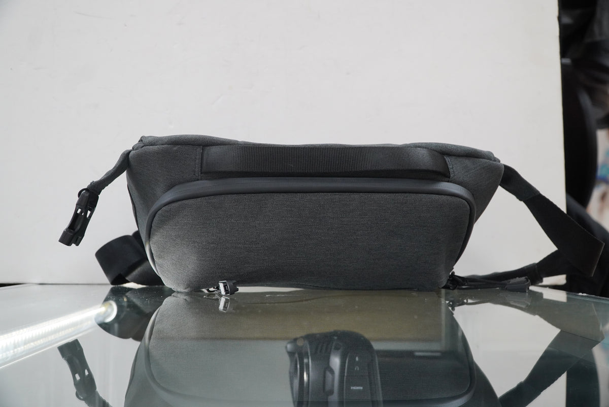 Amazon Basics Camera Sling 10L (Gray), Used