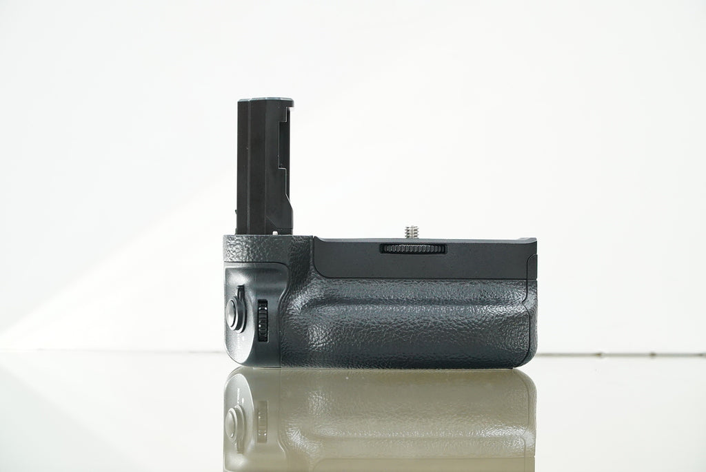 Sony VG-C3EM Vertical Grip #3349207, Used