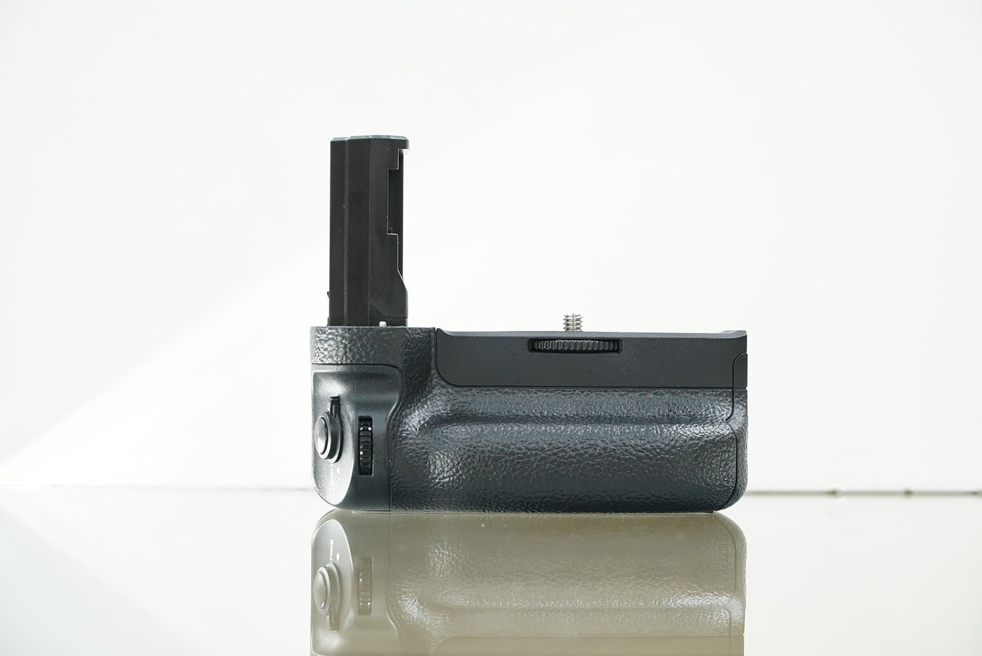 Sony VG-C3EM Vertical Grip #3349207, Used