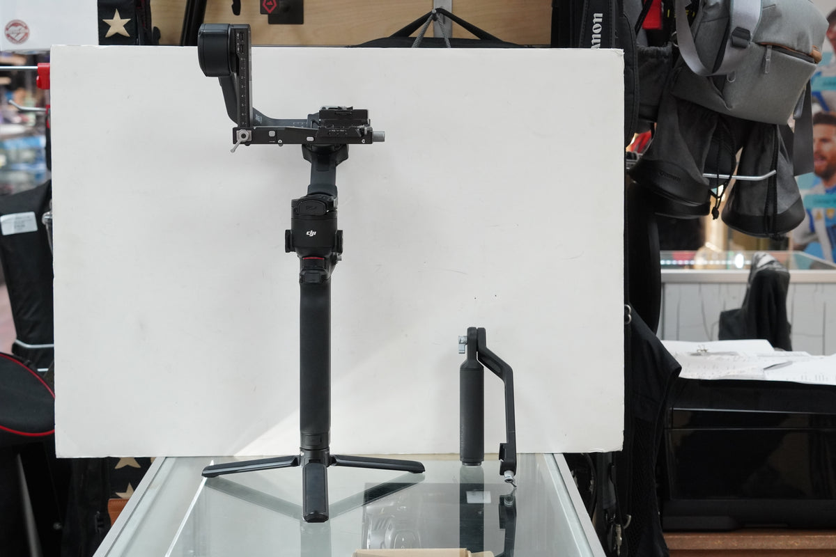 DJI RS 4 Pro Gimbal Stabilizer #BK2N2, Refurbished