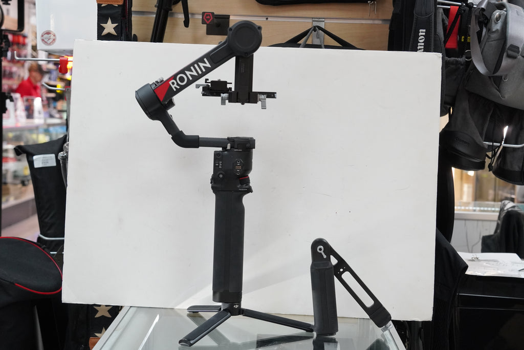 DJI RS 4 Pro Gimbal Stabilizer #BK2N2, Refurbished