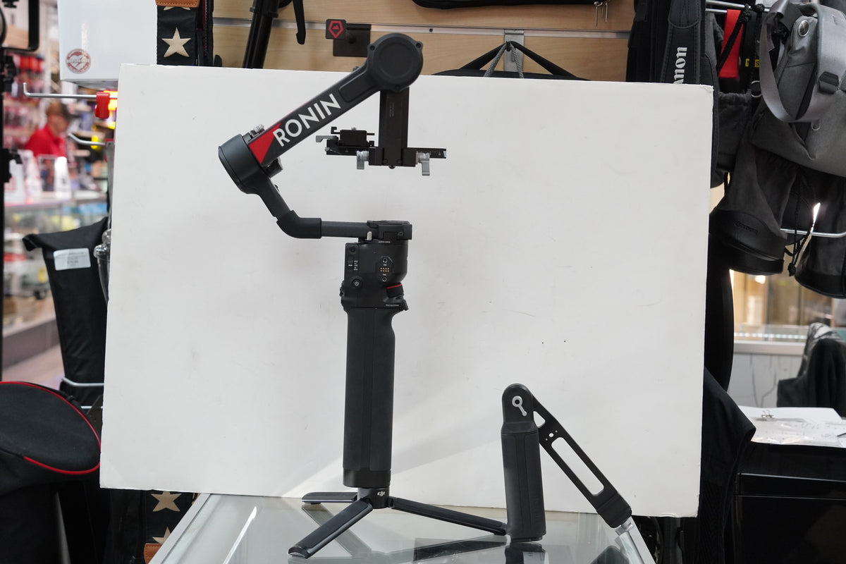 DJI RS 4 Pro Gimbal Stabilizer #BK2N2, Refurbished