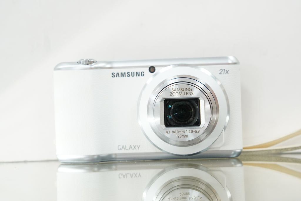 Samsung GC100 Galaxy 16.1MP Digital Camera EK-GC100 #0CA2A, Used