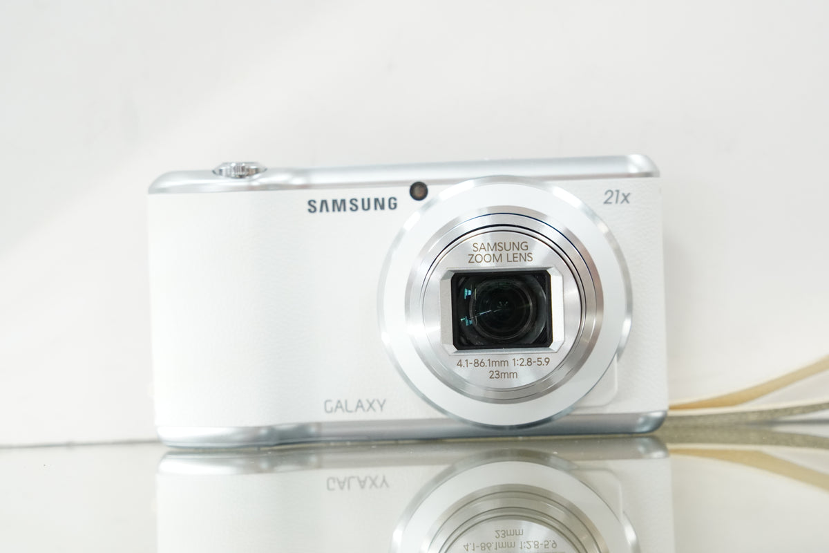 Samsung GC100 Galaxy 16.1MP Digital Camera EK-GC100 #0CA2A, Used