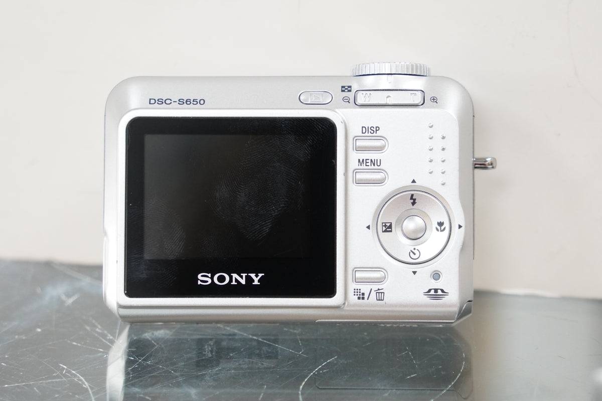 Sony Cyber-shot DSC-S650 7.2MP Digital Camera #10020, Used