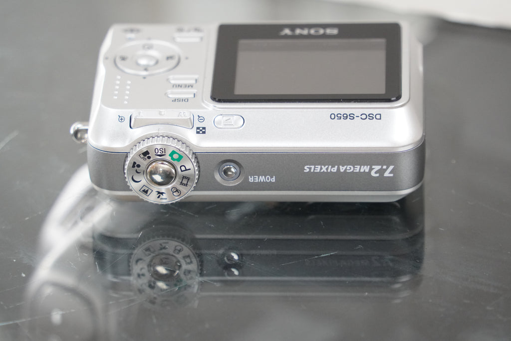 Sony Cyber-shot DSC-S650 7.2MP Digital Camera #10020, Used