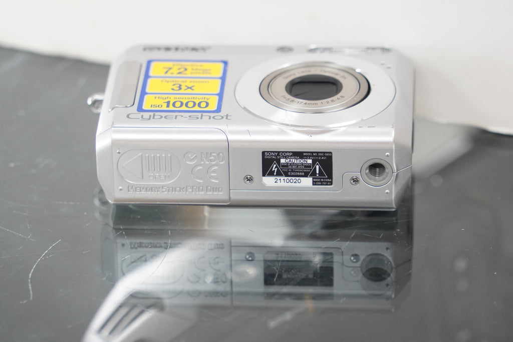 Sony Cyber-shot DSC-S650 7.2MP Digital Camera #10020, Used