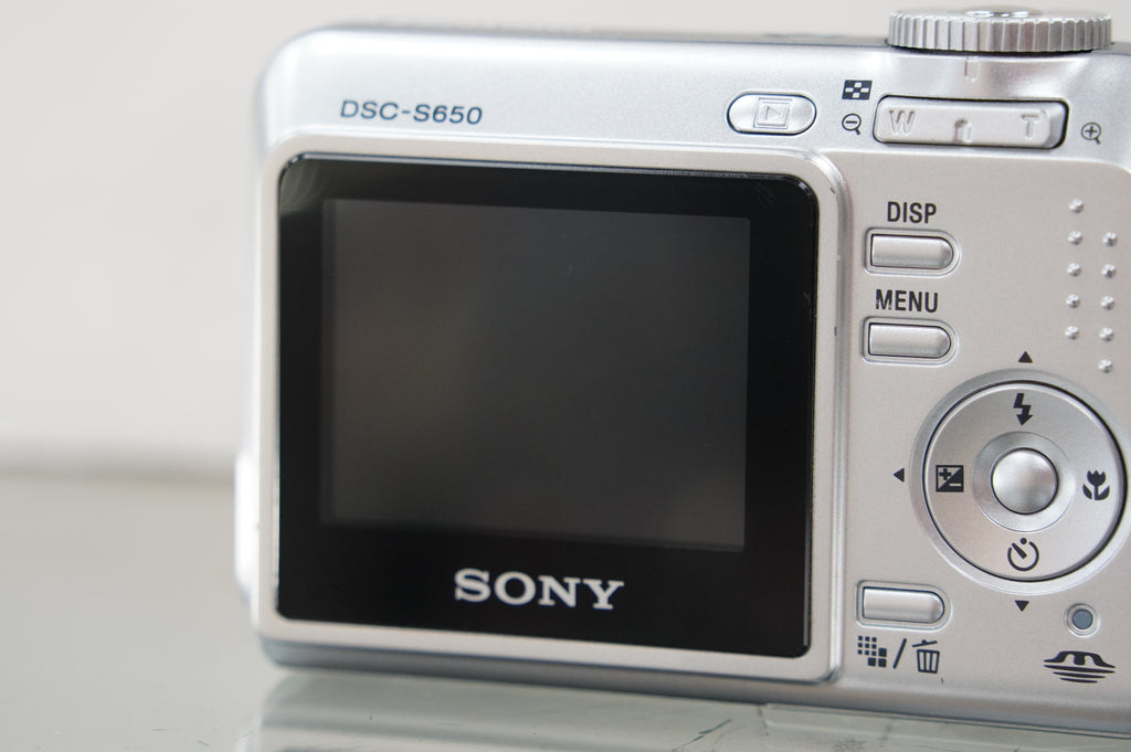 Sony Cyber-shot DSC-S650 7.2MP Digital Camera #10020, Used