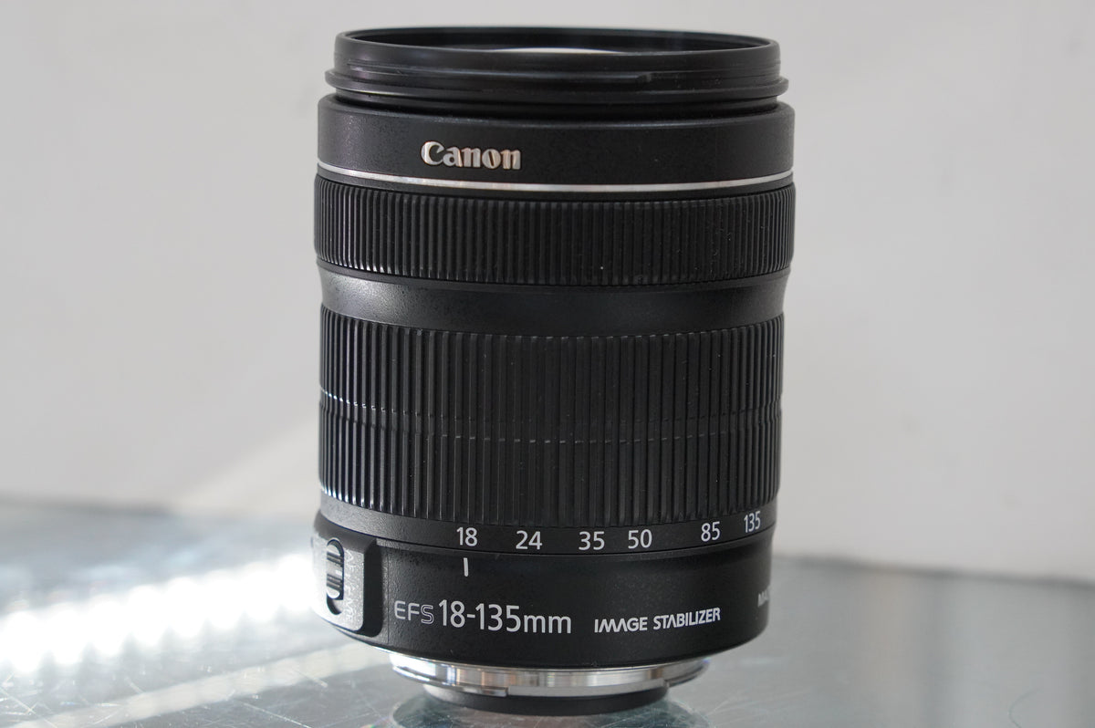 Canon EF-S 18-135mm f/3.5-5.6 IS USM Lens #66364, Used