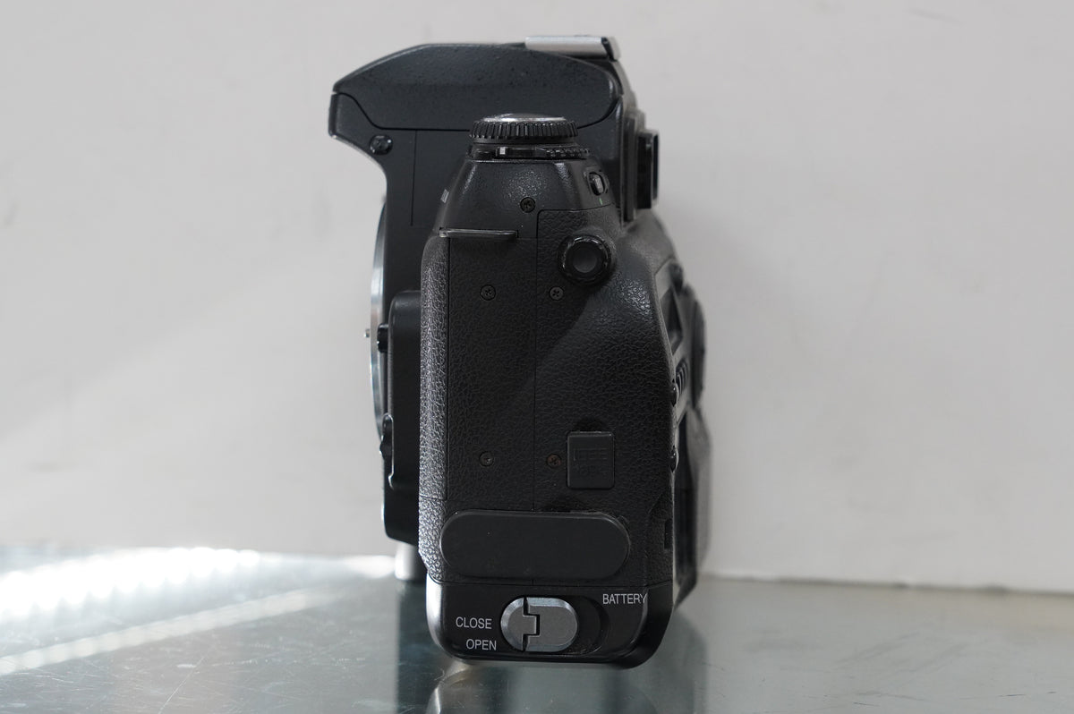 Fujifilm FinePix S2 Pro Digital SLR Camera #02236, Used