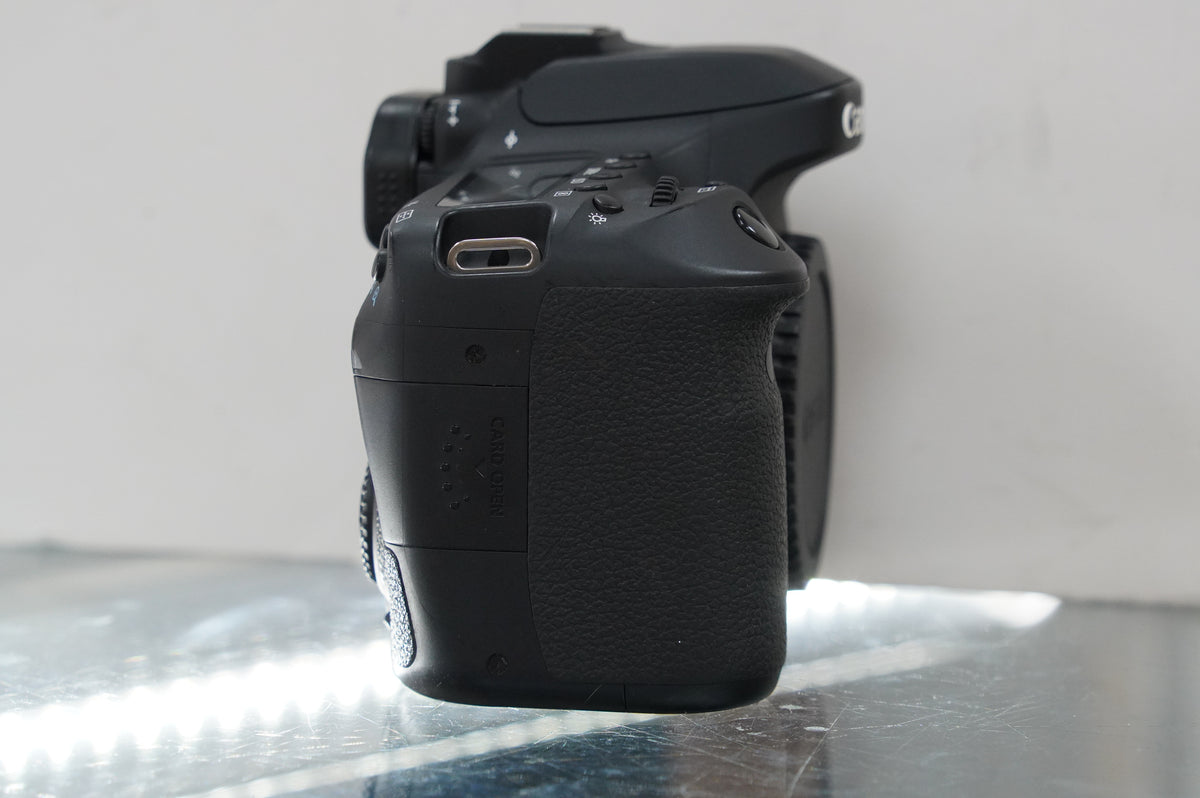 Canon EOS 80D DSLR Camera #01248, Used