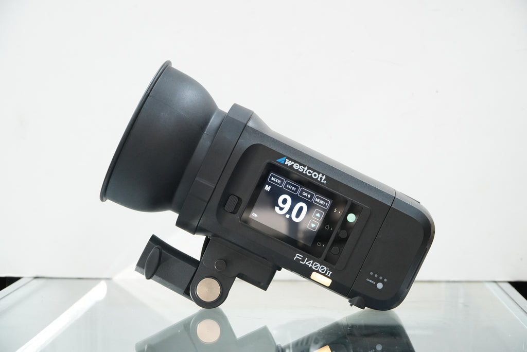 Westcott FJ400 II 400Ws Touchscreen Strobe + Westcott FJ-X3 M Flash Trigger #80414, Used