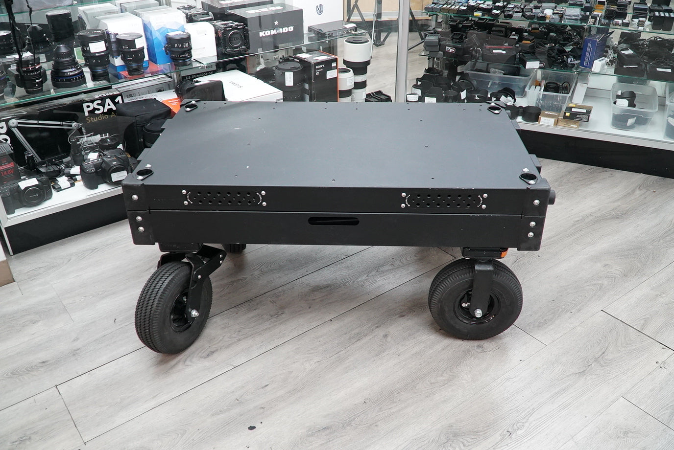 INOVATIV Voyager 42 NXT Equipment Cart, Used