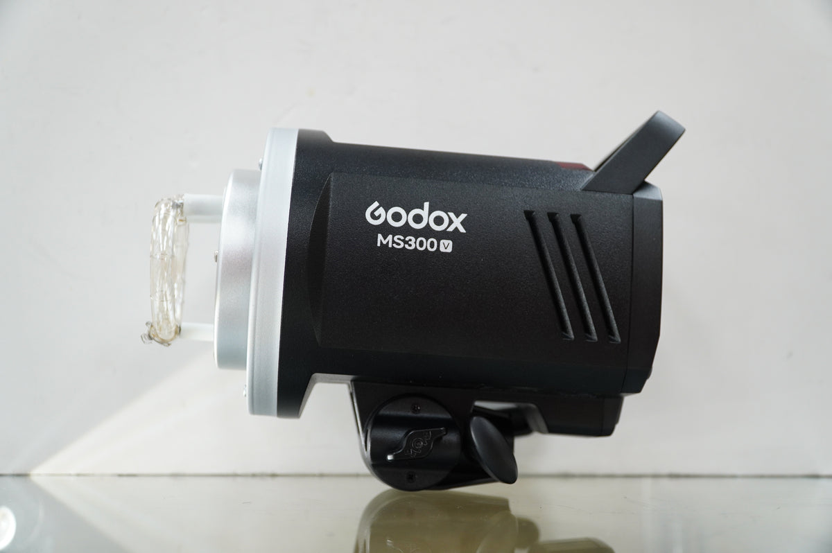 Godox MS300-V Studio Flash Monolight #12482, Used