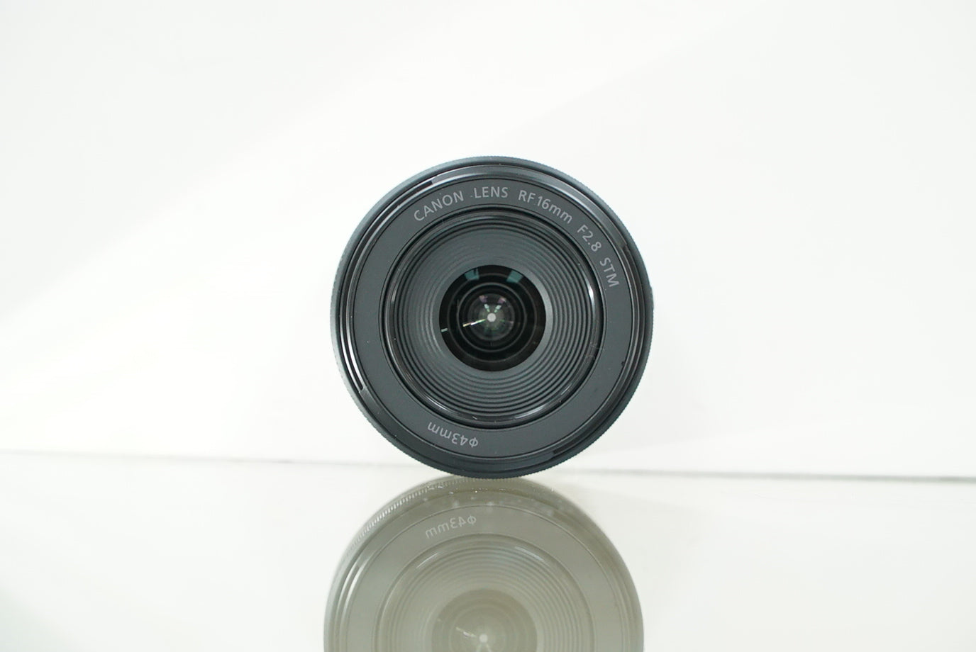 Canon RF 16mm F2.8 STM Lens #03854, Used
