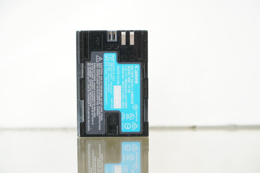 Canon LP-E6 Rechargeable Lithium-Ion Battery Pack (7.2V, 1800mAh) 201507, Used