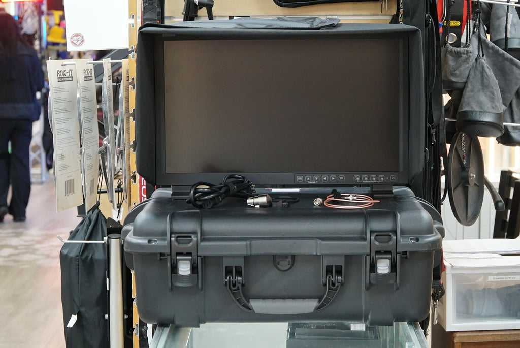 OSEE 21.5" LCM215-HDR+ Field Monitor with V-Mount Battery Plate with Nanuk Case 945 #60494, Used